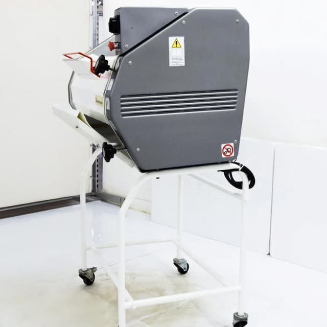 Тестоформовочная машина Bongard Major Manu арт. 00-00005818 (Восстановленное 1 шт)